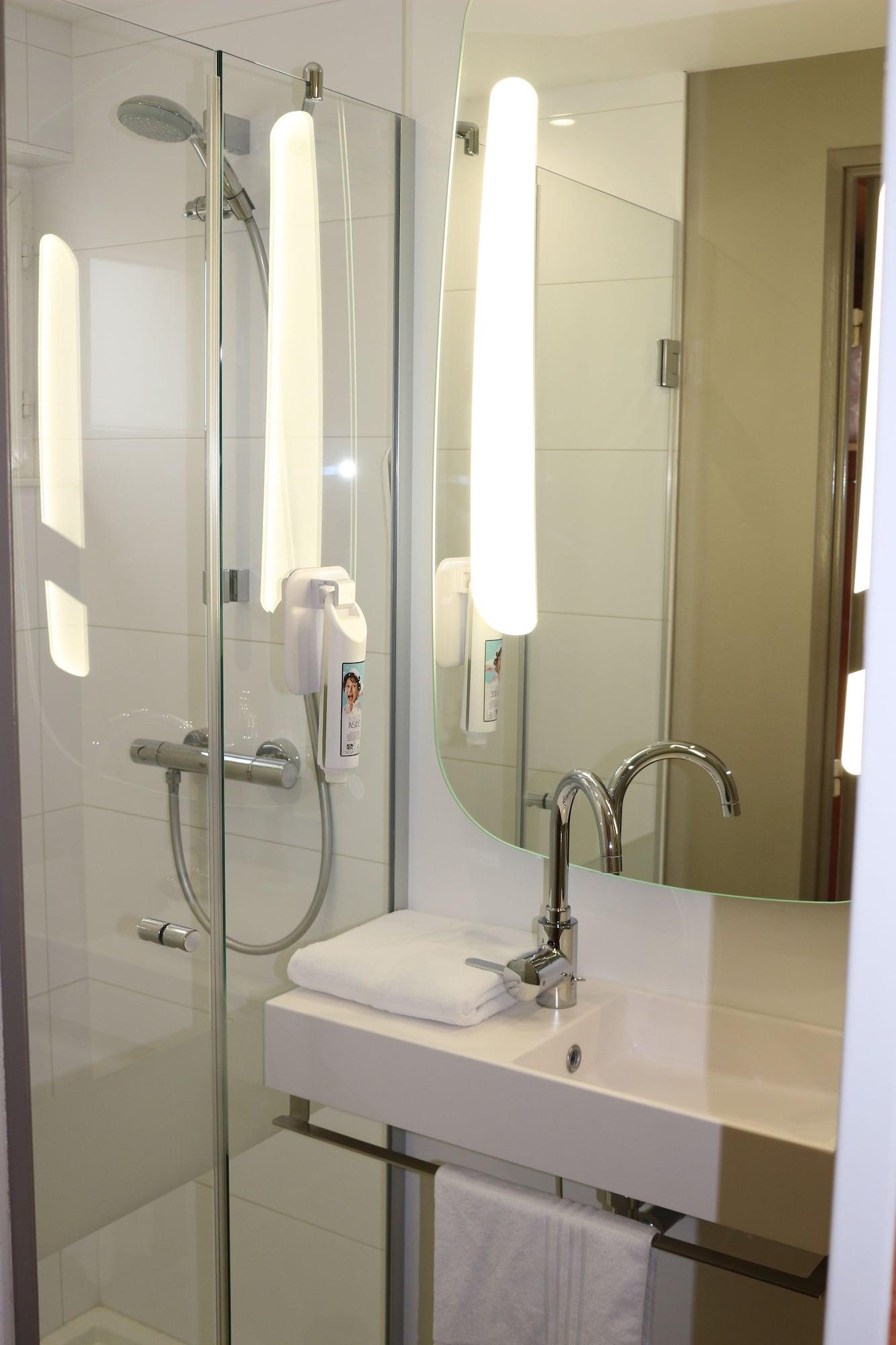 Hotel Ibis Colmar Centre Esterno foto